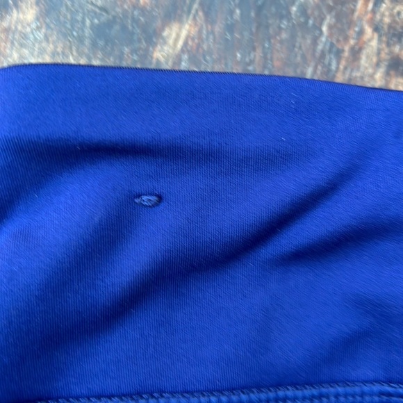 Nike NWOT Epic cropped running leggings with mesh mid rise firm support size M - Picture 13 of 14